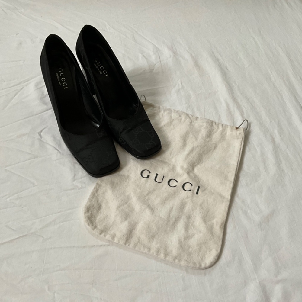 GUCCI Classic Monogram Canvas Pumps Size 9 Black - Picture 12 of 12